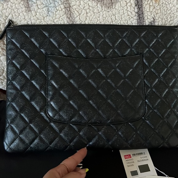 Chanel - Picture 2 of 5